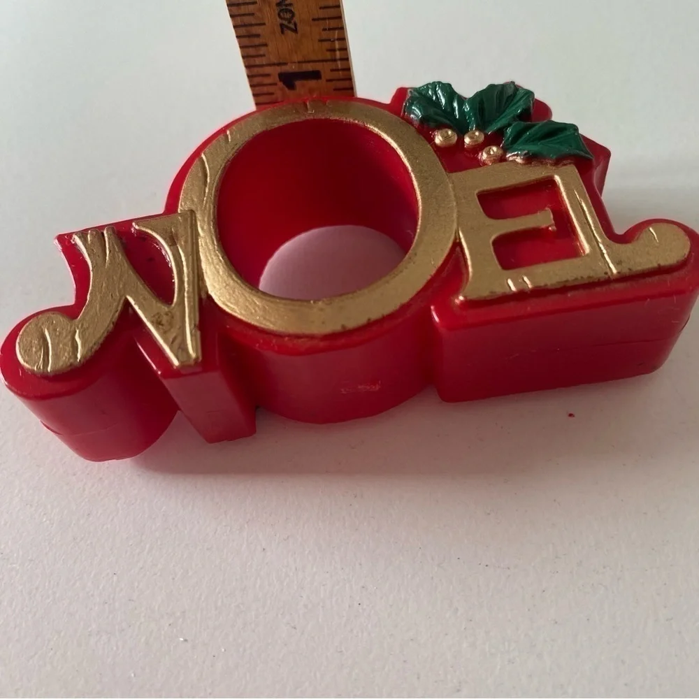 Crate&Barrel Holiday Red Green Gold Plastic Resin Noel Joy Napkin Rings Set of 4